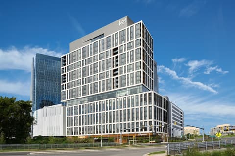 The Watermark Hotel, Exterior