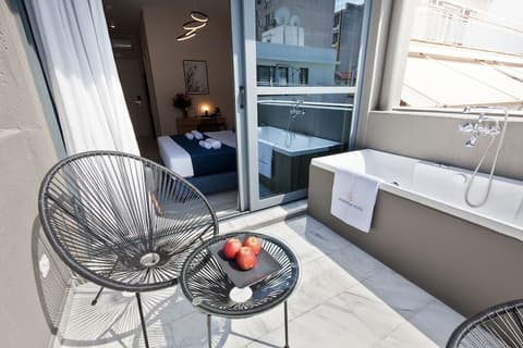 Trendy Hotel by Athens Prime Hotels, Terrace/patio