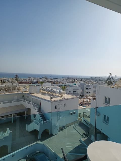 Sunny Blue Hotel, Room