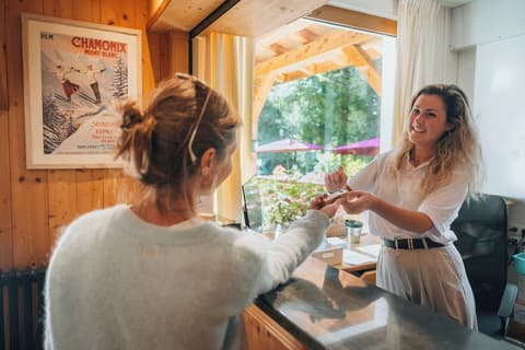 L’Arveyron Open House, Reception