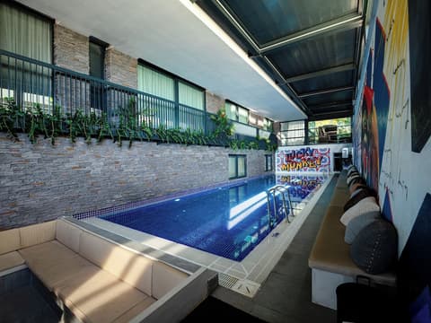 Lucky Monkey Hotel, Room