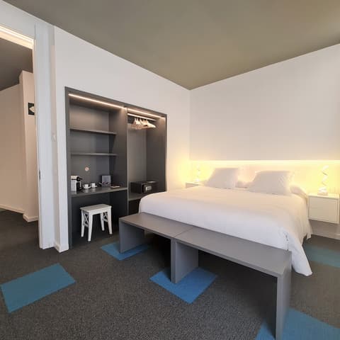 Hotel Plaza View, Room