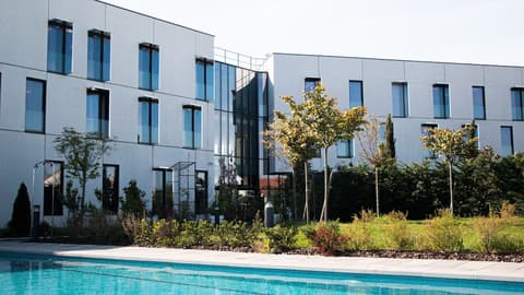 Hotel Dali Val d'Europe, Tapestry Collection by Hilton, Pool