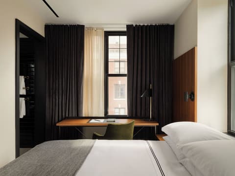 The Moore, a Member of Design Hotels, Room