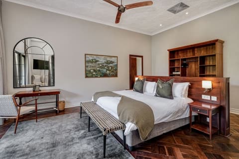 Palm River Hotel, Room