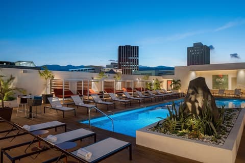 ROK Hotel Kingston, Tapestry Collection by Hilton, Pool