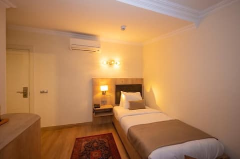 Porta Romanos Hotel, Room