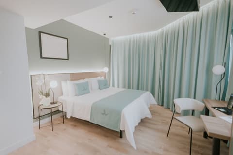 Hotel Catalina Plaza, Room