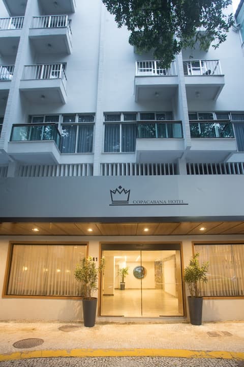 Regency Copacabana Hotel, Front of property