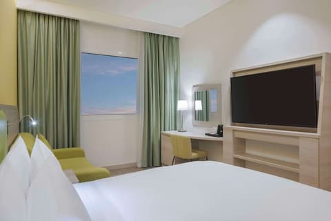 Hampton by Hilton Doha Old Town, Room