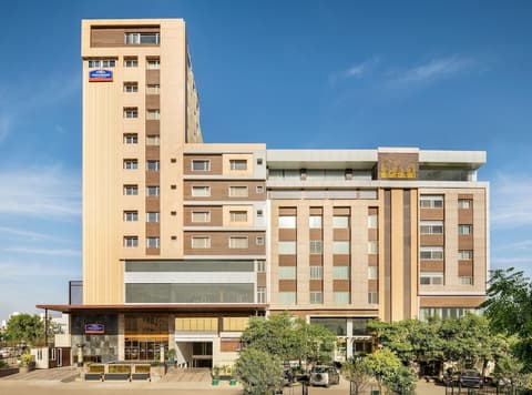 Howard Johnson by Wyndham Udaipur Roop Nagar, Front of property