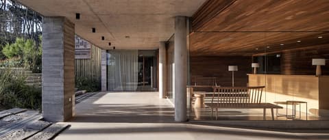 Casagrande Hotel and Beach Club, Reception