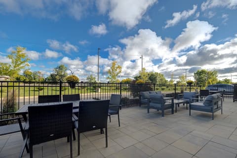 Holiday Inn Express & Suites Detroit Dearborn by IHG, Property amenity