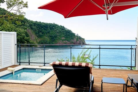 Les Galets Rouges Lodges & Spa, Terrace/patio