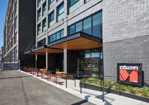 citizenM Seattle Pioneer Square, Front of property