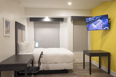 Peachtree Suites, Room