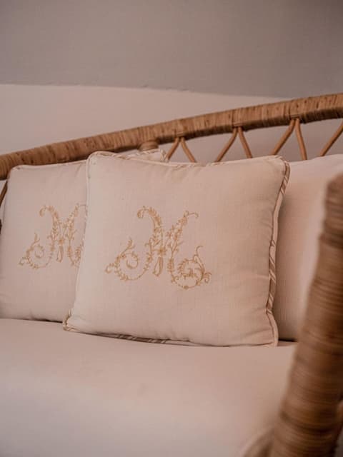 Clos Saint-martin, Room