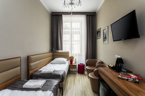 G12 Aparthotel, Room