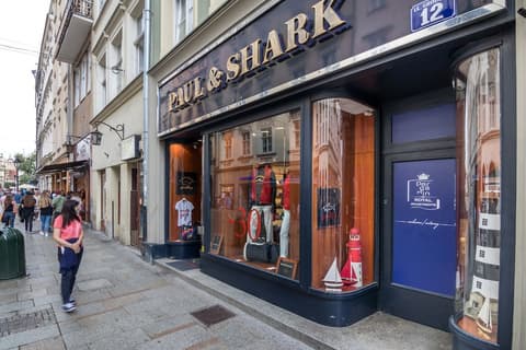 G12 Aparthotel, Front of property