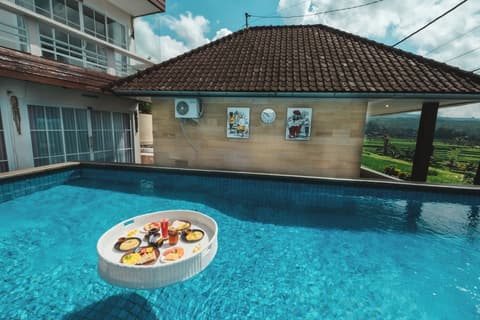 Bhuana Agung Villa & Restaurant, Pool