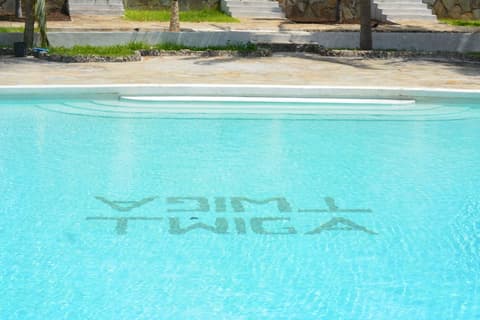 Twiga Beach & Spa, Pool