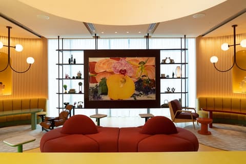 The Standard, Bangkok Mahanakhon, Lobby