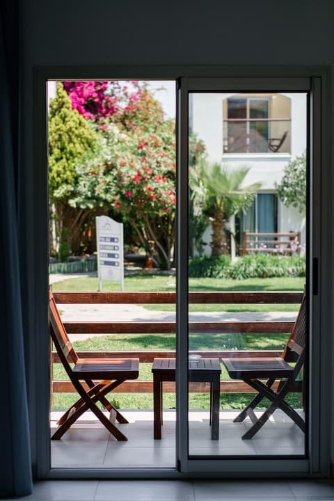 Costa Luvi Hotel, Room