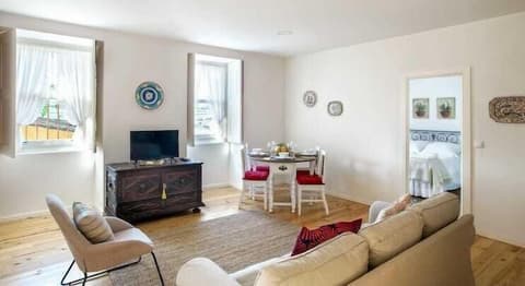 Casa do Salgueiral, Room