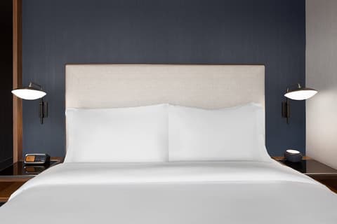 Courtyard By Marriott Calgary Downtown, Room