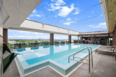 Cambria Hotel Orlando Universal Blvd, Pool