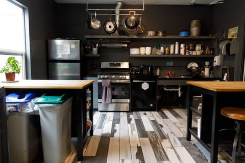 Hotel Hotel Hostel, Reception