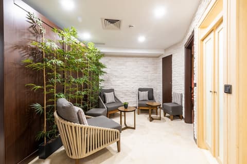 Aprilis Deluxe Hotel, Spa