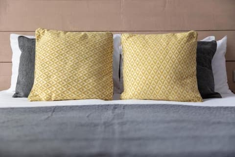 The Vanguard - York Residence, Room