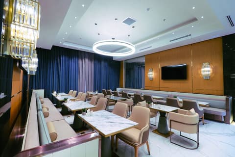 The Rumi Hotel & Residences, Breakfast area