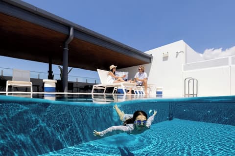 Holiday Inn Express & Suites Sunshine Coast by IHG, Rooftop pool