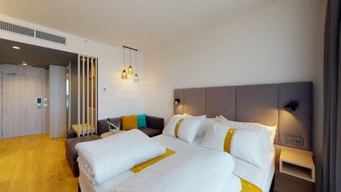 Holiday Inn Barcelona-Sant Cugat by IHG, Room