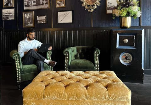 Midnight Sun, a Coast Hotel, Lobby