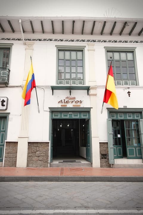 Aleros Hotel Boutique, Front of property