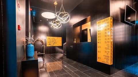 Hills Hotel Lisboa, Reception