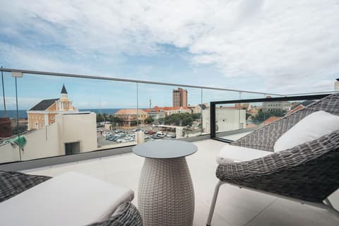 Elements Hotel & Shops, Balcony