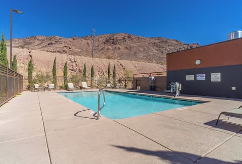 Holiday Inn Express & Suites Henderson South - Boulder City by IHG, Pool