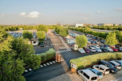 AP Hotel Madrid Airport, Parking