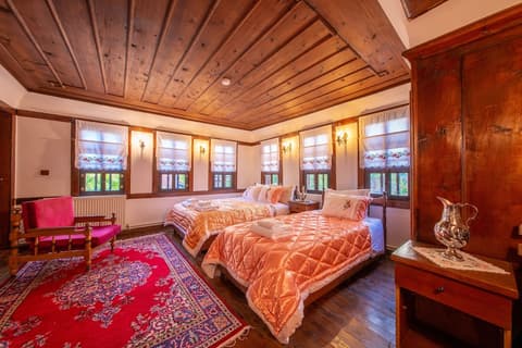 Suleyman Bey Konak, Room