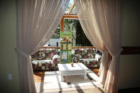 Hotel Alpenhof, Reception