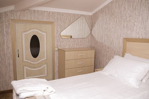 Anga Yerevan Hotel, Room