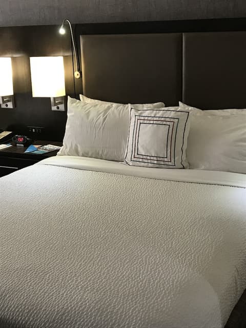 Fairfield Inn & Suites by Marriott New York Staten Island, Room