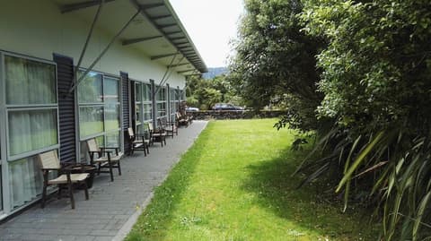 The Westhaven Motel, Porch