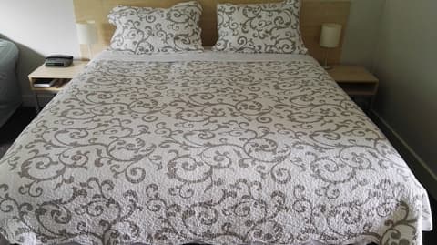 The Westhaven Motel, Room