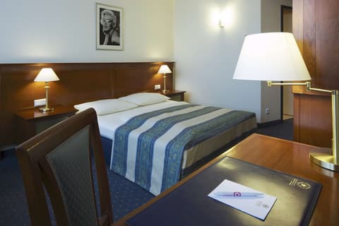 Hollywood Media Hotel, Room