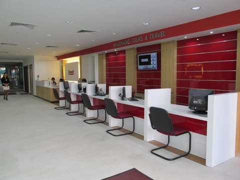 Promenade Service Apartments, Reception
